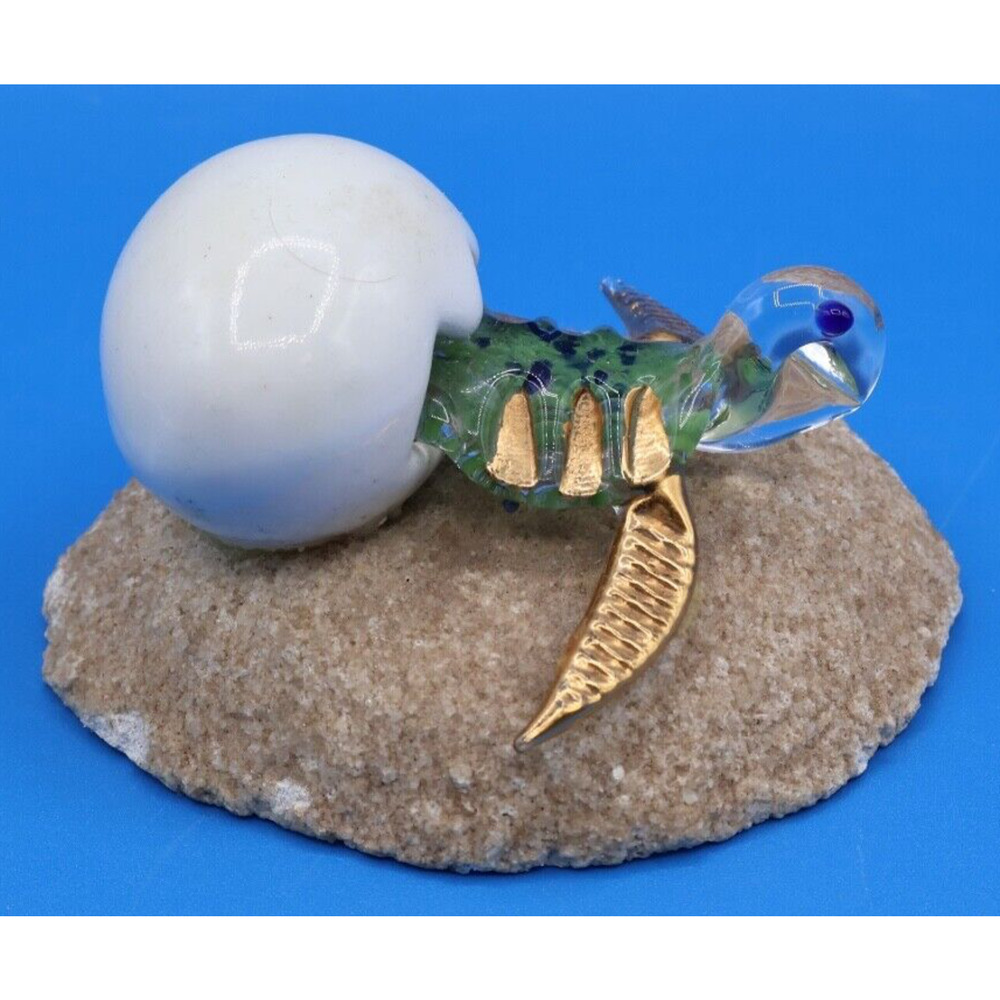 HATCHING SEA TURTLE SCULPTURE..unique good‎ condition. Its TURTLE TIME